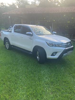 TOYOTA HILUX 2.8 SRV 4X4 CD 16V DIESEL 4P AUTOMÁTICO
